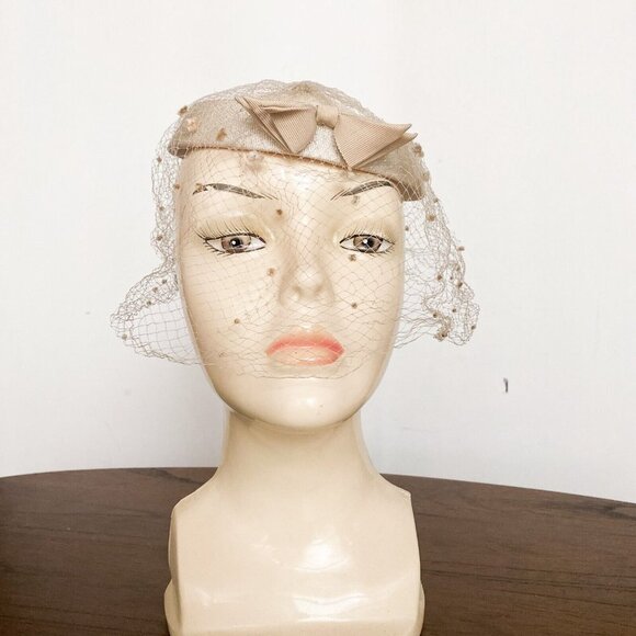 Vintage 50s 60s Nude Beige Vail Detail Headpiece S - Picture 2 of 8